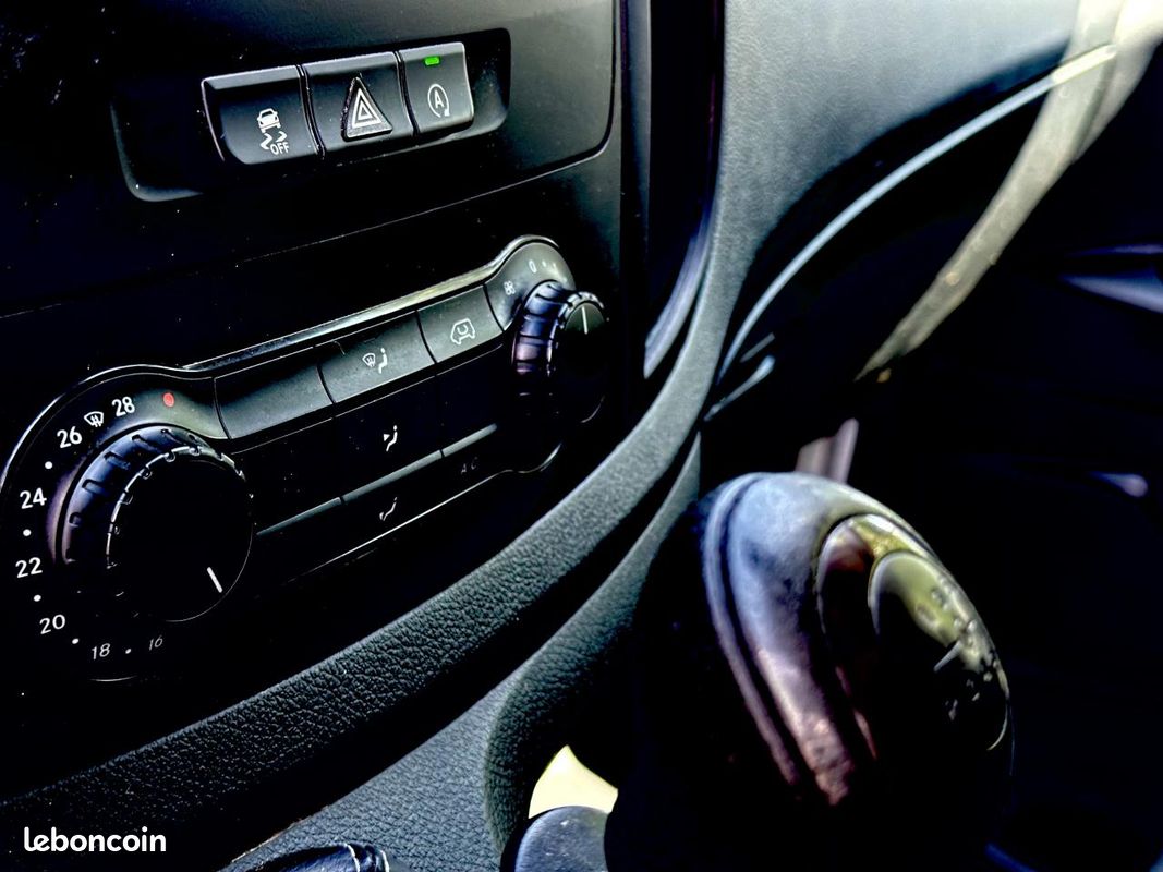 Mercedes-benz vito fourgon iii fourgon tole 116 cdi long pro prix ttc (image 16)