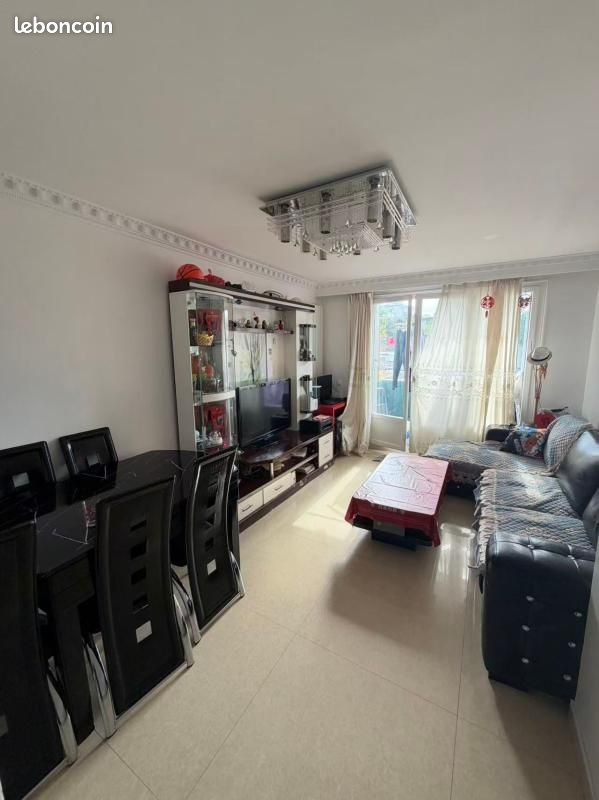 Appartement 3 pièces 64 m² · à Aubervilliers · 64 m² · 218 000 €