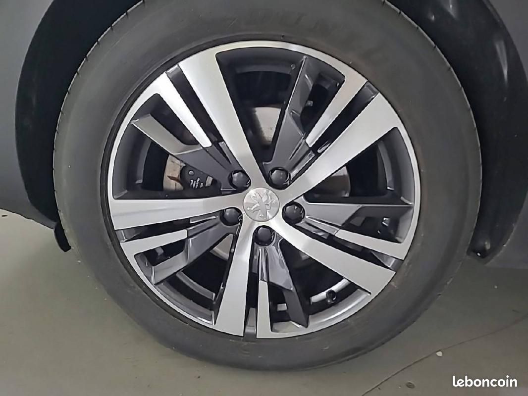 Peugeot 5008 BlueHDi 130ch S&S EAT8 - Allure Pack (image 13)