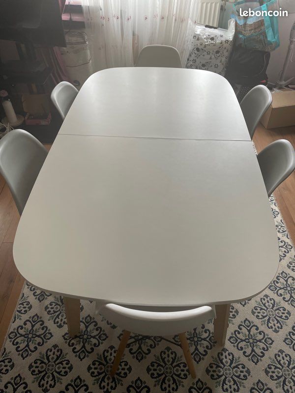 Table de salle à manger extensible scandinave (image 4)