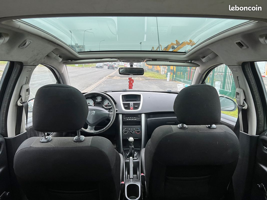 Peugeot 207 : achat et vente de Peugeot 207 occasion