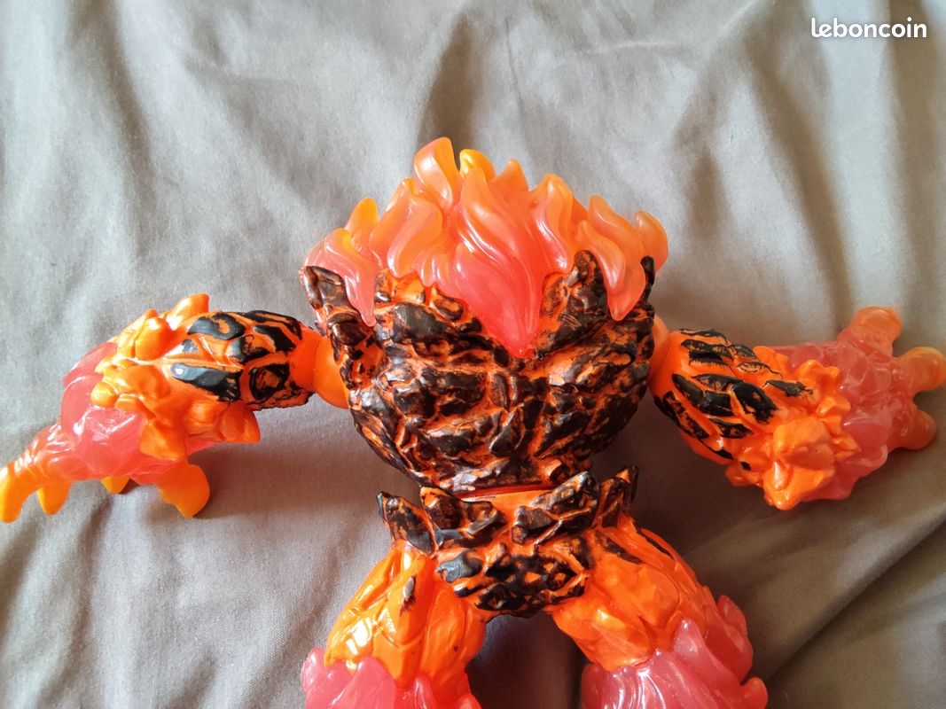 Grand jouet (figurine) Monstre de feu (image 11)