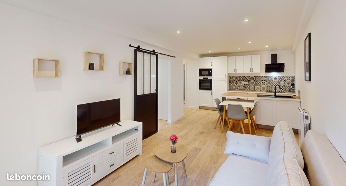 Appartement 1 pièce 43 m² · à Rodez · 43 m² · 600 €