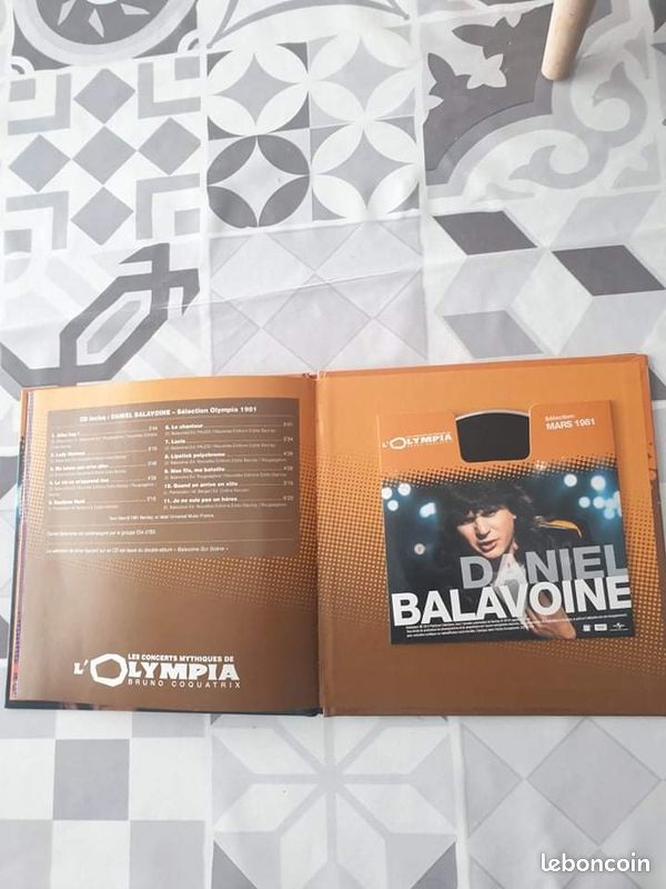 CD lot (image 3)