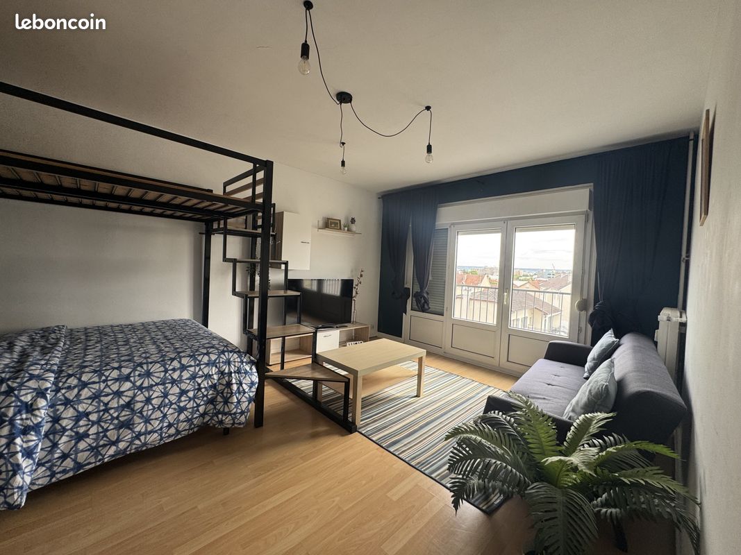 Appartement 1 pièce 37 m² · à Reims · 37 m² · 560 €