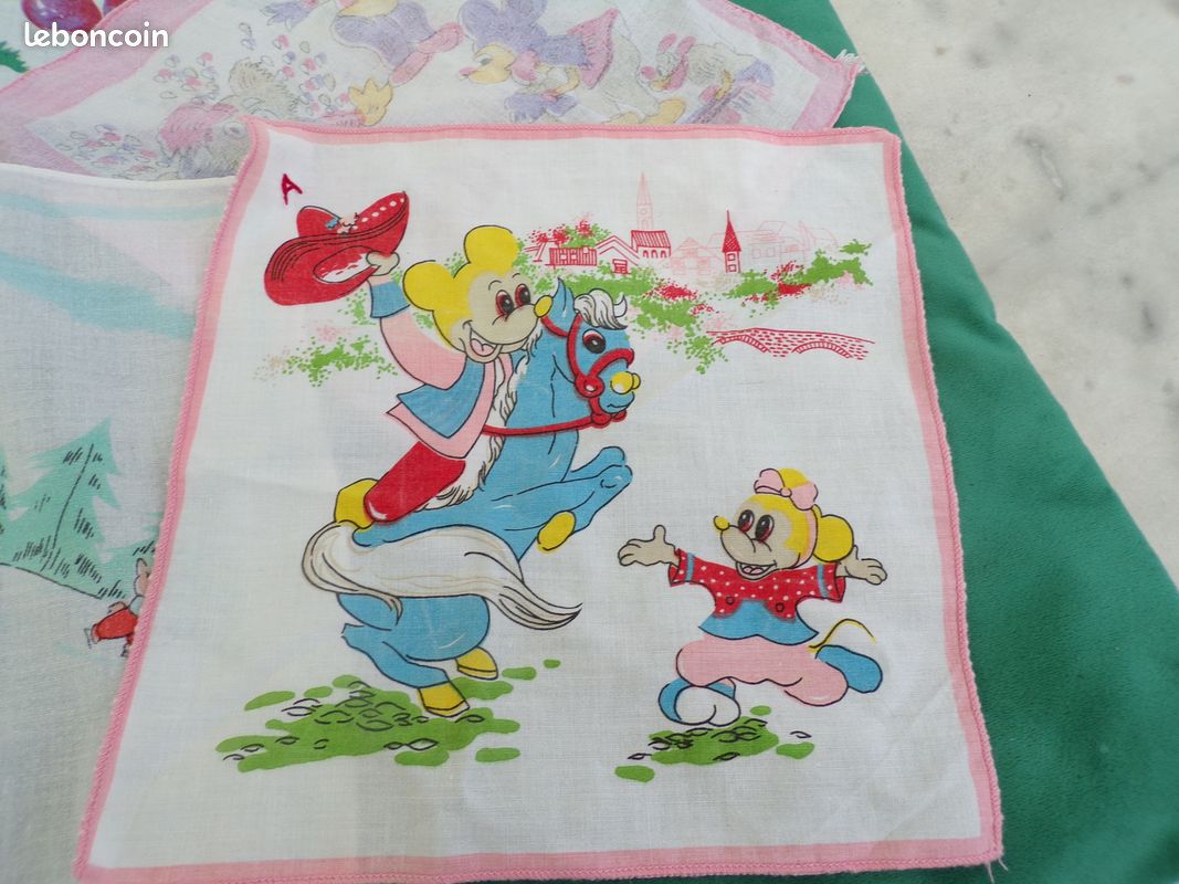 Lot mouchoirs anciens enfants (image 2)