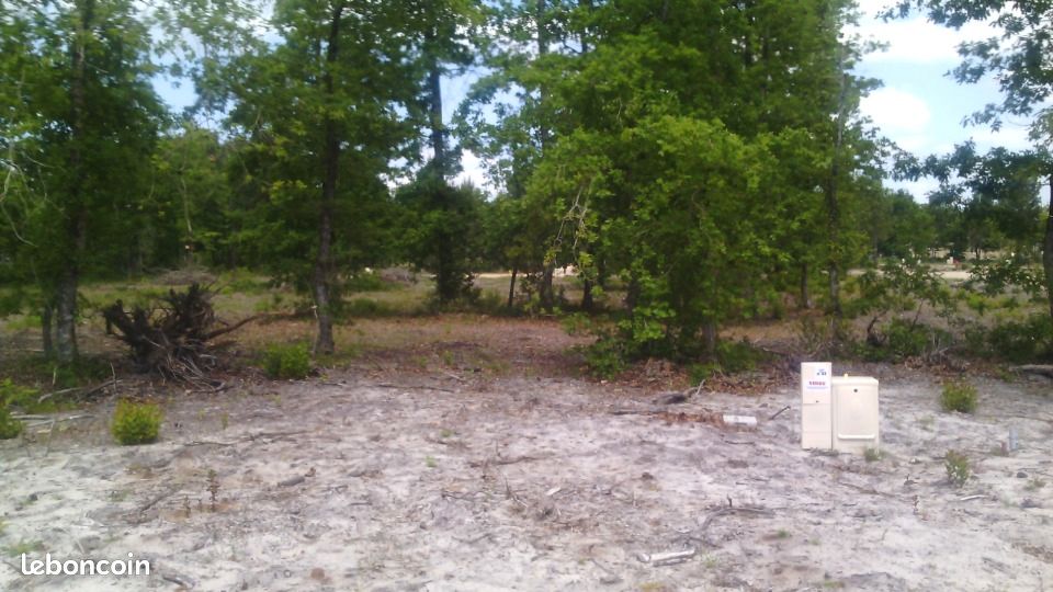 Terrain 561 m² Labouheyre · 70 000 €