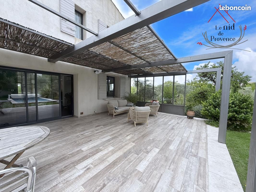 Maison 4 pièces 146 m² · à Pernes-les-Fontaines · 146 m² · 598 000 €