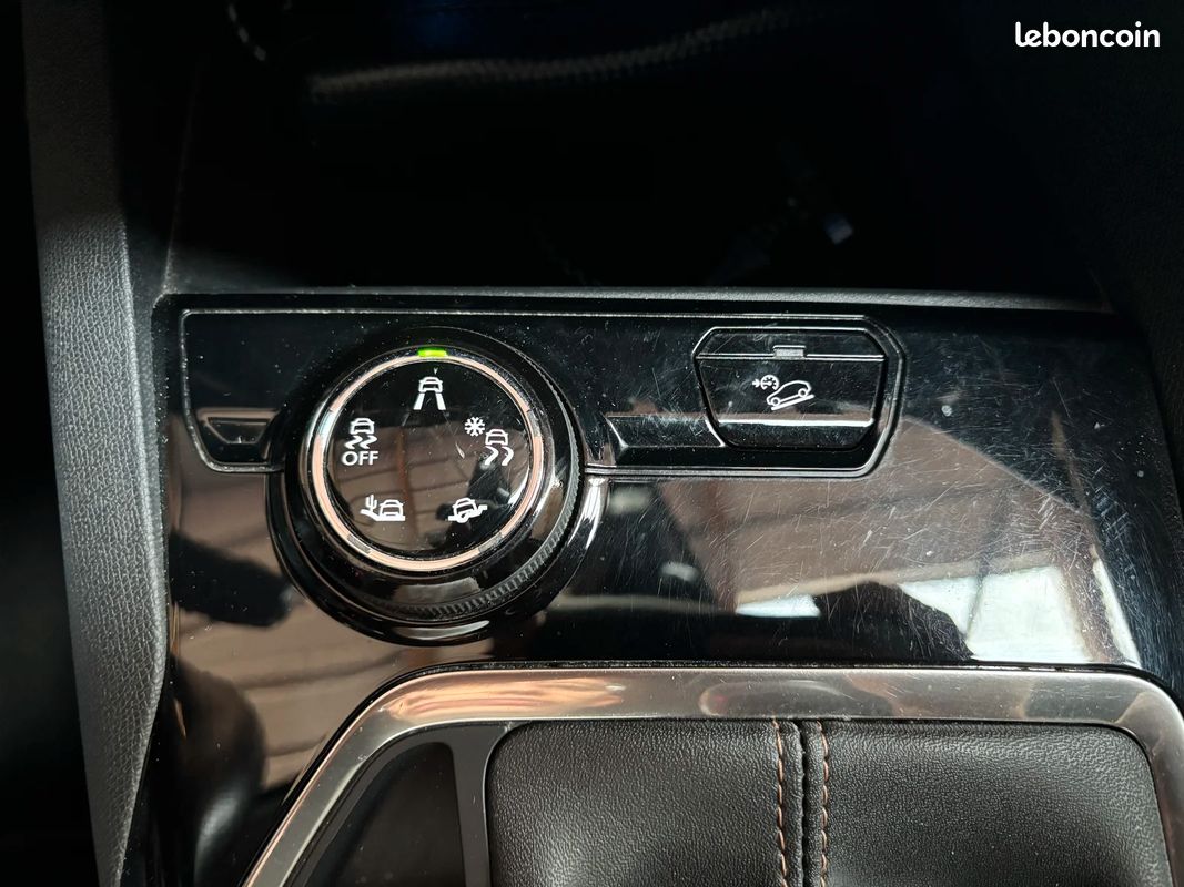 Peugeot 5008 II 2.0 BlueHDi 150ch GT Line S&S DISTRIBUTION OK (image 27)