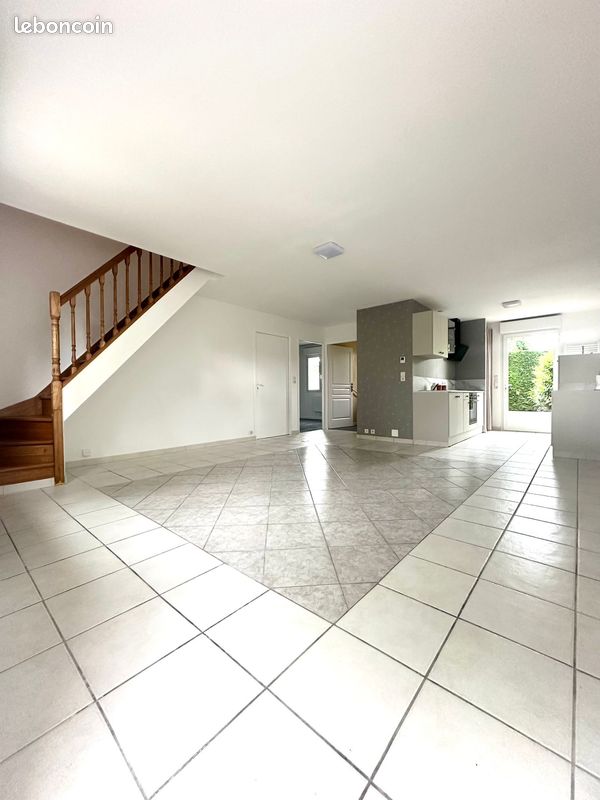 Maison 5 pièces 96 m² · à Férel · 96 m² · 235 000 €