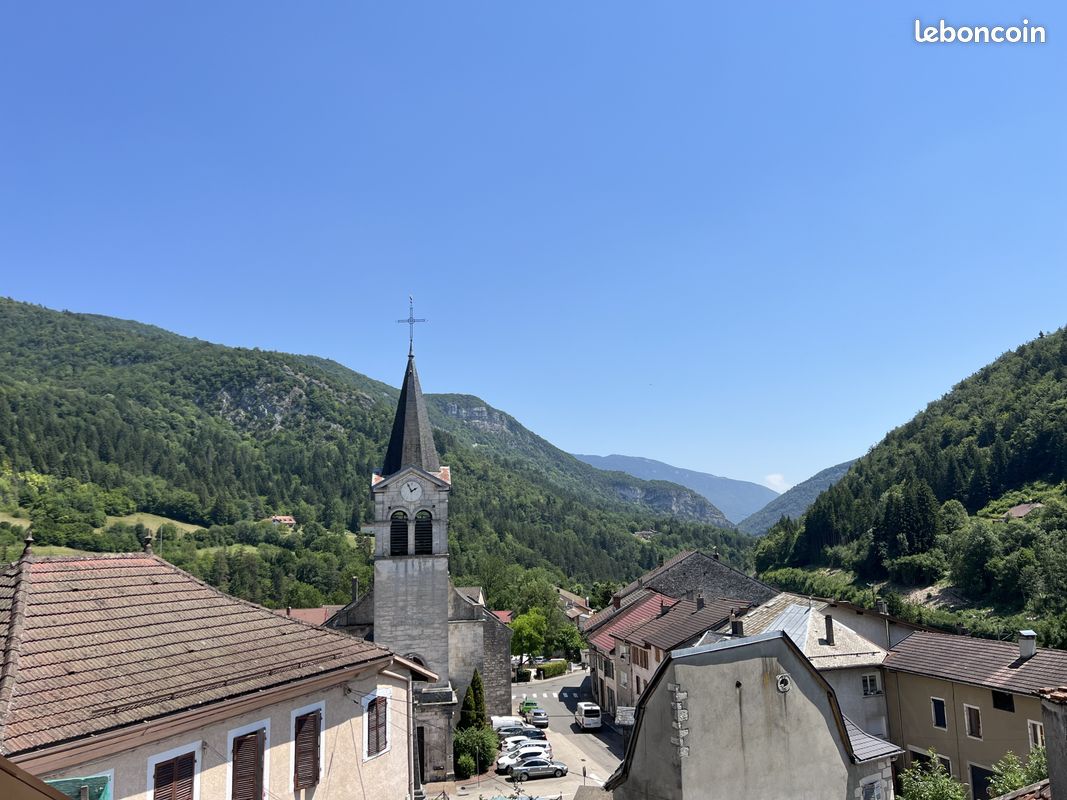Maison 4 pièces 90 m² · à Saint-Germain-de-Joux · 90 m² · 119 000 €