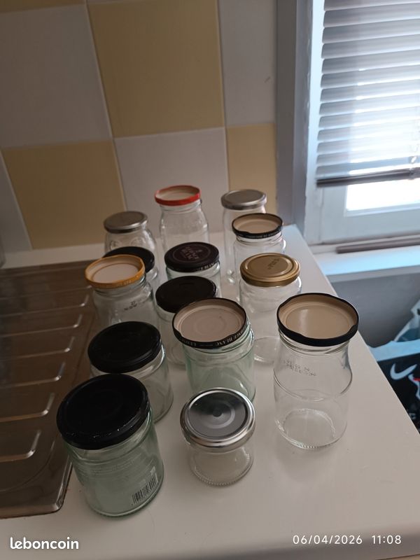LOT de 13 POTS de CONFITURES VIDES (image 2)