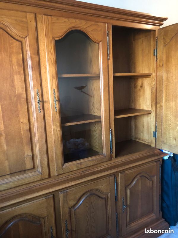 Buffet ancien en chêne (image 2)