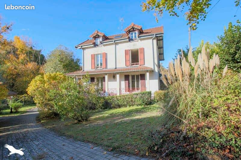 Maison 6 pièces 125 m² · à Poissy · 125 m² · 645 000 €
