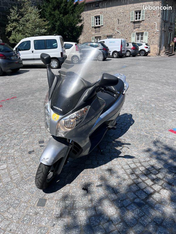 Honda S-wing 125 (image 1)