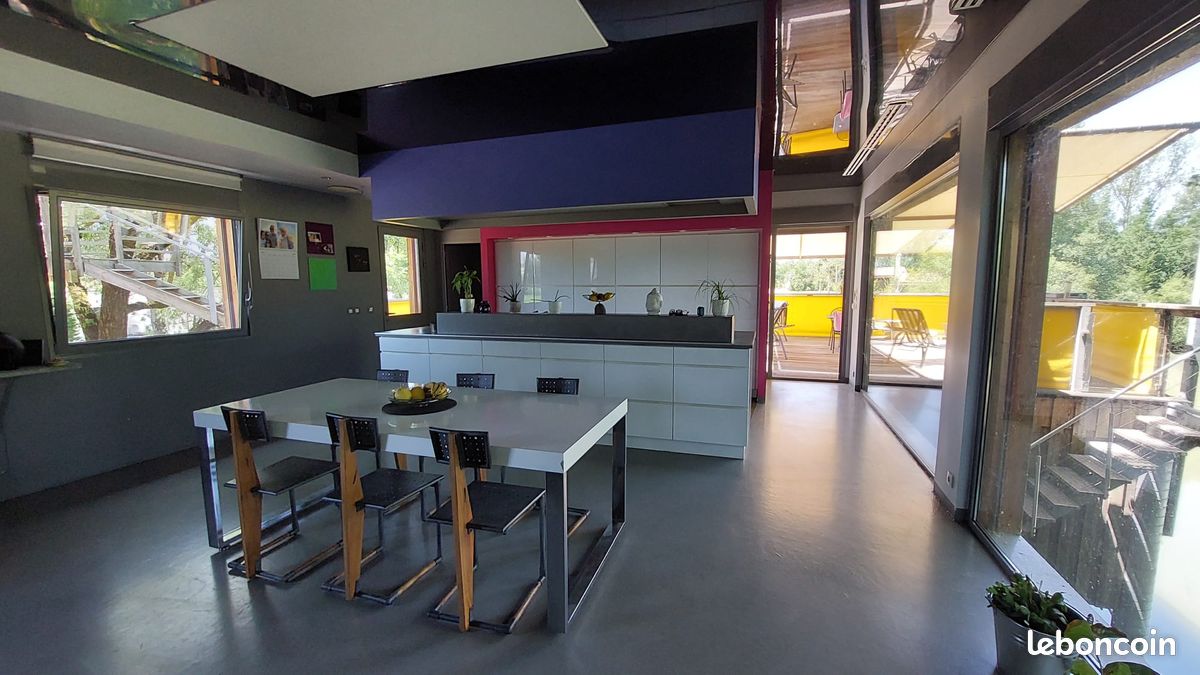 Villa sur golf (image 1)