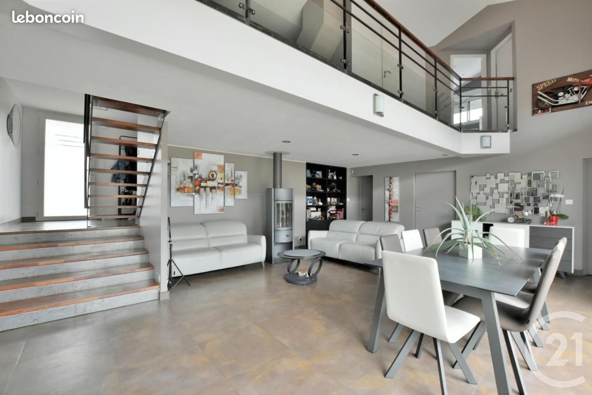 Maison 10 pièces 226 m² · à Saint-Hilaire-de-Riez · 226 m² · 731 050 €