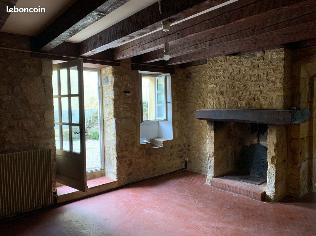 A louer maison mitoyenne à Cadouin - Le Buisson-de-Cadouin 24480 Cadouin (image principale 0)