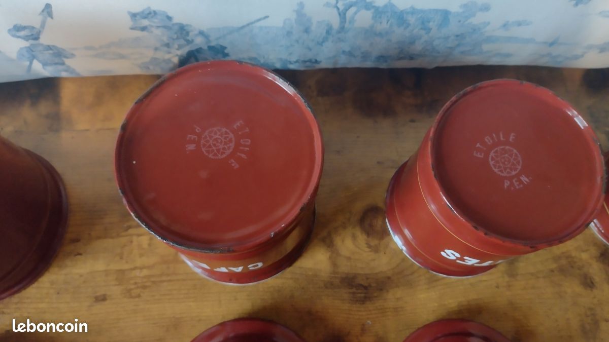Série de 6 pots à épices anciens en tôle émaillée - Arts de la table
