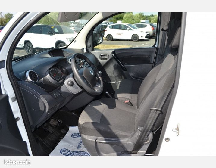 Renault KANGOO II 1.5 BLUE DCI 95CH BUSINESS (image 8)