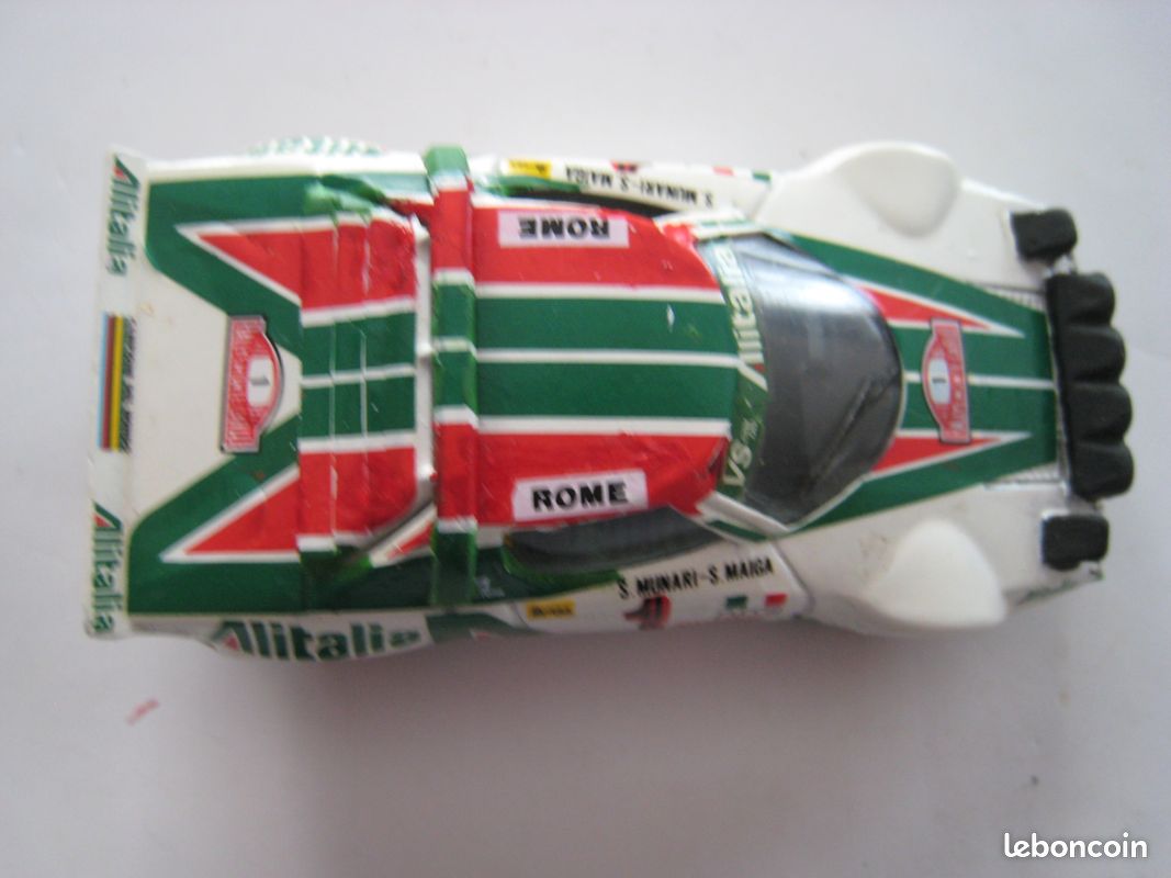 Lancia Stratos HF S.MUNARI Winner Rally Monte Carlo 1975 - die cast - modèle de collection - Vitesse 42460 Lancia Stratos HF S.MUNARI Winner Rally Monte Carlo 1975 - die cast - modèle de collection - Vitesse 42460