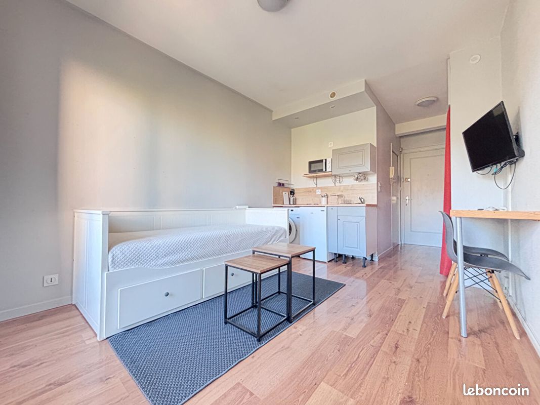 Appartement 1 pièce 18 m² · à Villeurbanne · 18 m² · 450 €