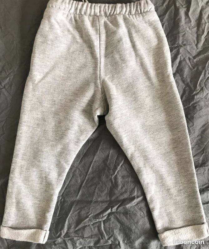 Pantalon survêtement gris clair 2-3 ans MD (image 2)