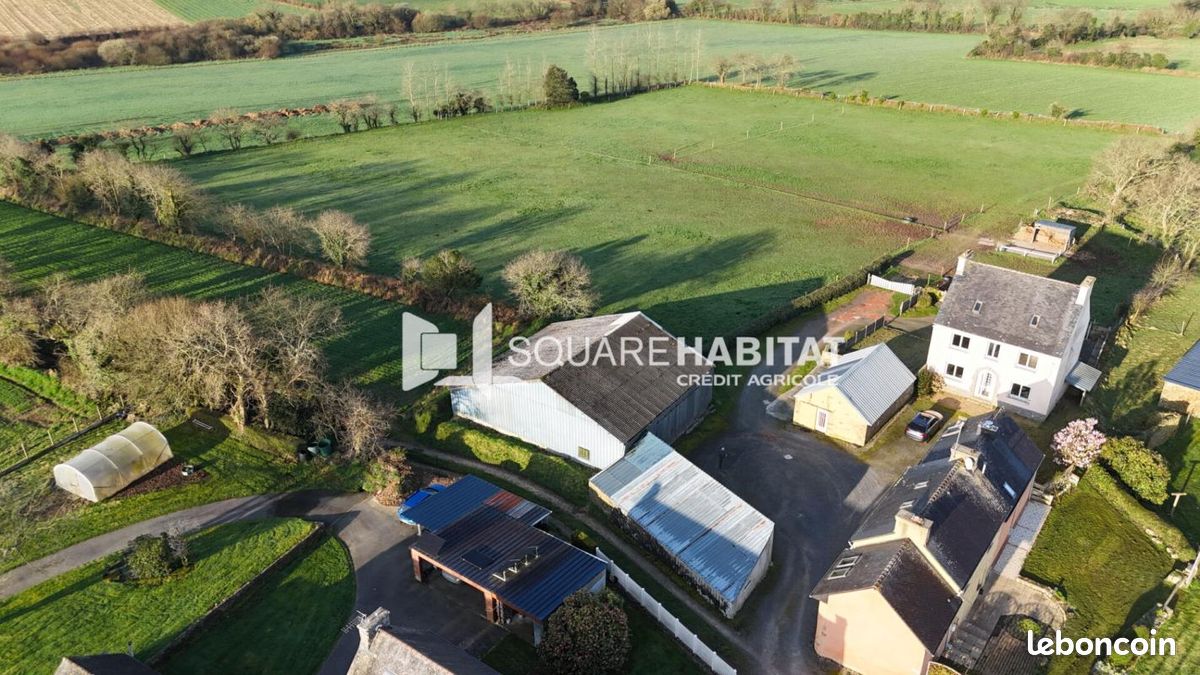 Maison 10 pièces 300 m² · à Saint-Thonan · 300 m² · 575 000 €