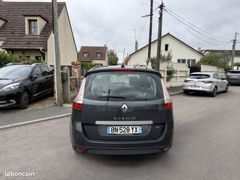 Renault GRAND SCENIC III 1.9 DCI 130CH FAP PRIVILEGE EURO5 5 PLACES (image 11)