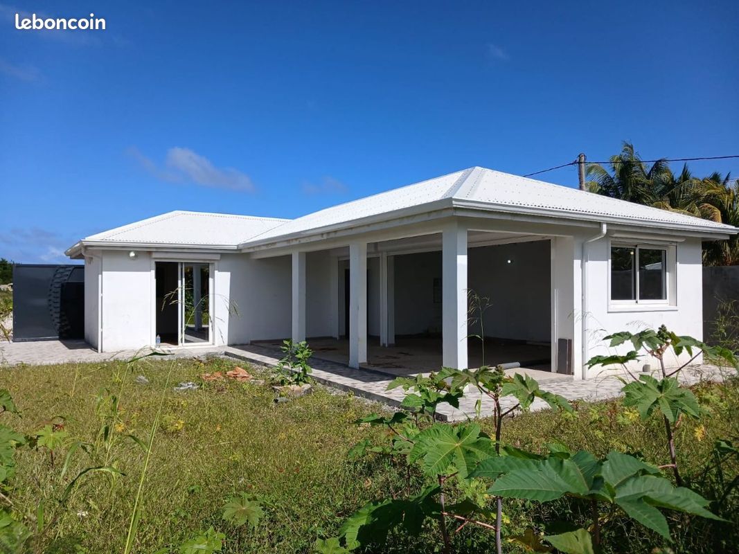 Maison 3 pièces 100 m² · à Saint-François · 100 m² · 1 350 €/mois