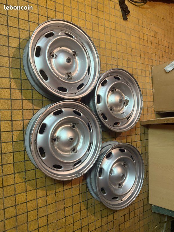 4 jantes Renault 8 Gordini 15” – collection / restauration (image 2)