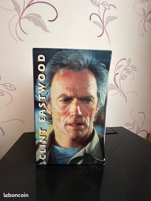 Cassette VHS de Clint Eastwood (image 2)