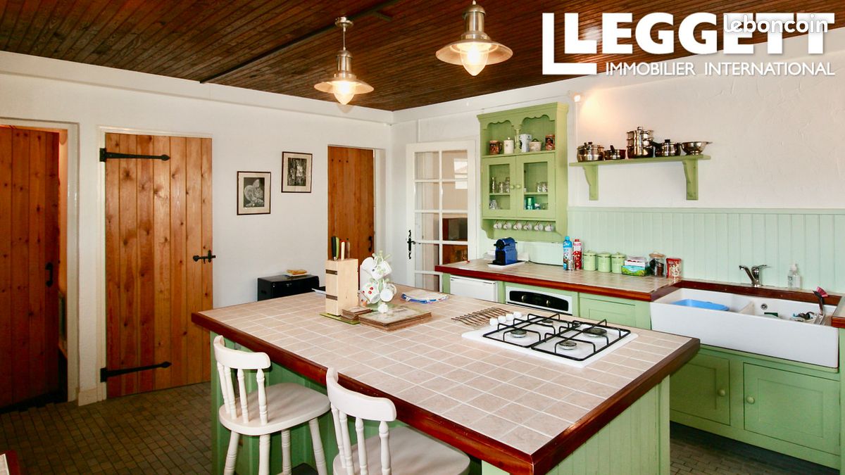 Maison 5 pièces 100 m² - Saint-Sornin 16220 (image principale 2)