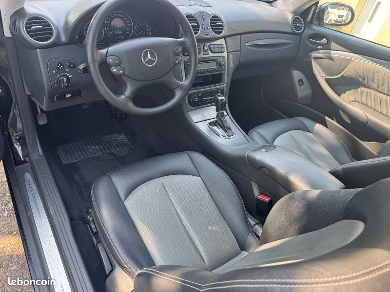 MERCEDES-BENZ Classe CLK (209) Coupé 240 2.6 i V6 18V 170 cv Boîte auto (image 3)