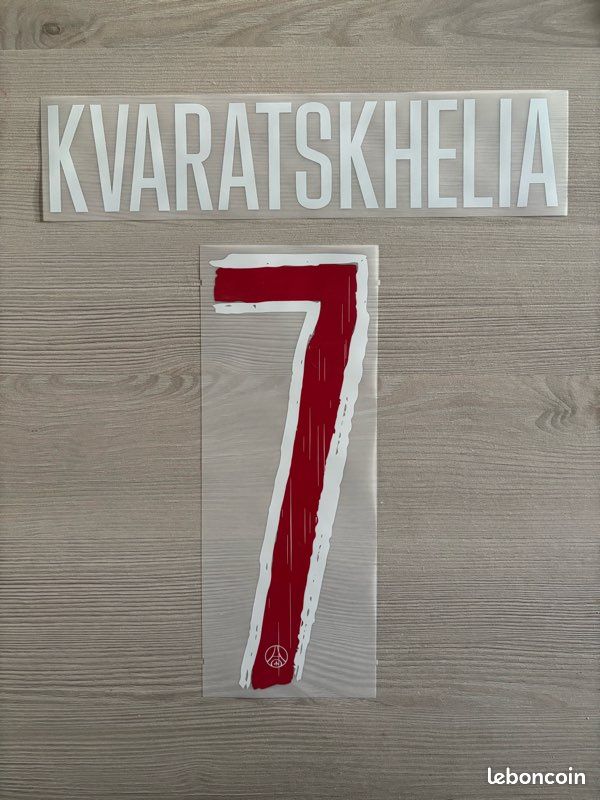 Khvicha Kvaratskhelia fires Champions League warning as PSG could face Liverpool