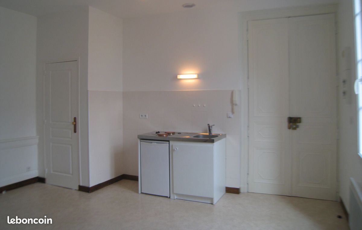 Appartement 1 pièce 32 m² · à Angers · 32 m² · 610 €