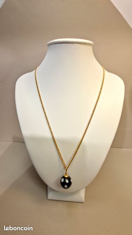 Pendentif En Or Jaune 18 Carats (750) Avec Matière Noire - Occasion - Jolie Pièce