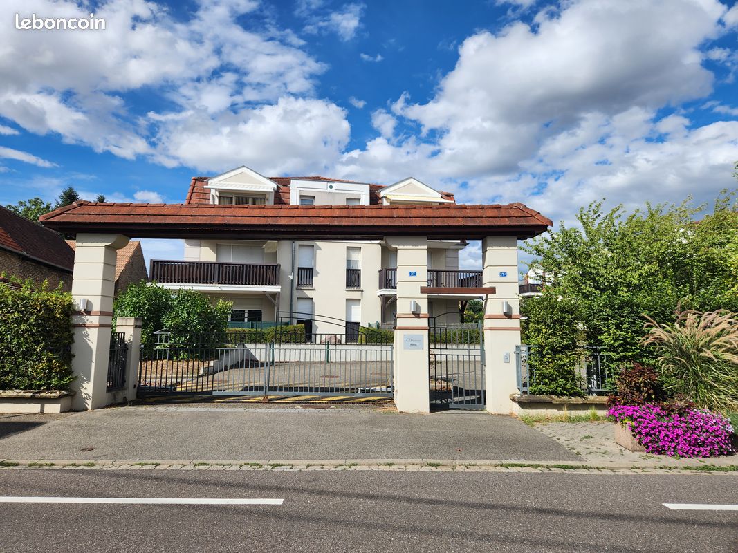 Appartement 3 pièces 65 m² · à Niederhausbergen · 65 m² · 259 000 €