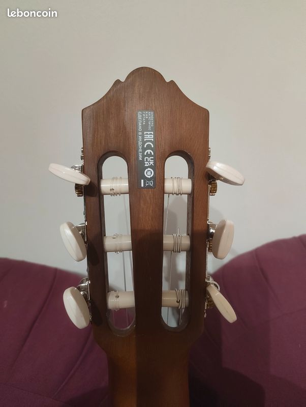 Guitare Yamaha CX40 classique Etude Electroacoustique (image 9)