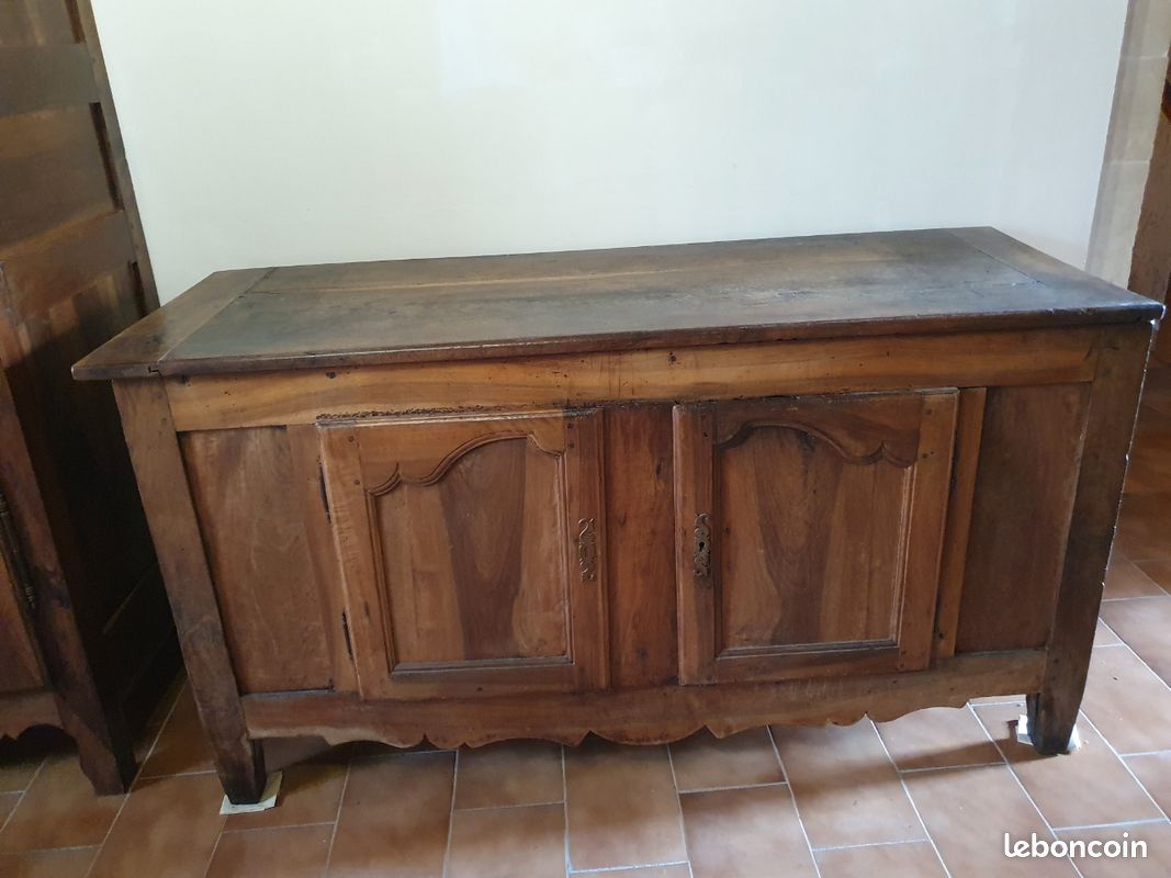 Buffet, bahut, meuble bas ancien avec pétrin (image 1)