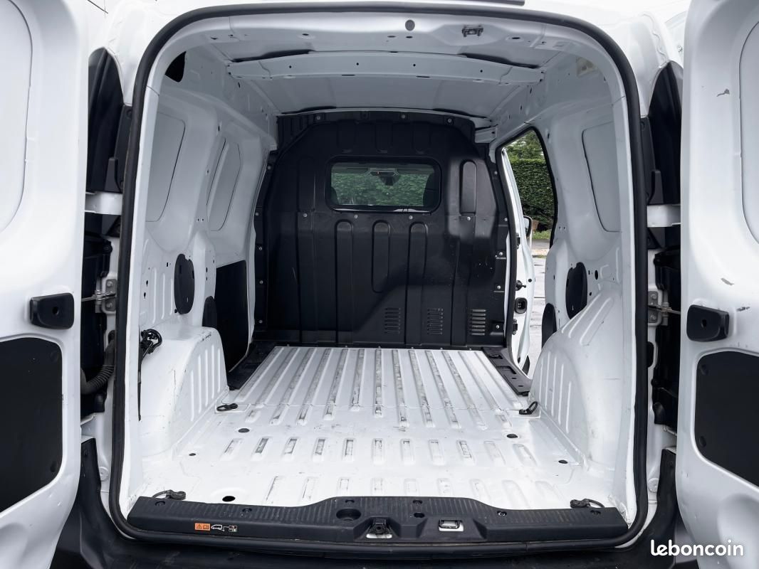 Renault Express Van BLUE DCI 95 CONFORT (image 10)