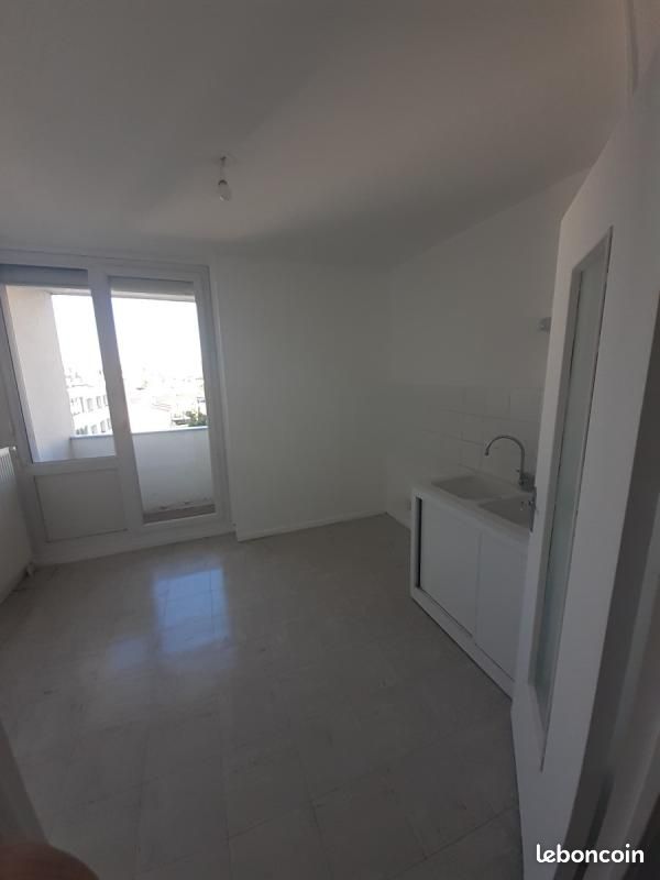Appartement a louer saint-chamond - 3 pièce(s) - 65 m2 - Surfyn