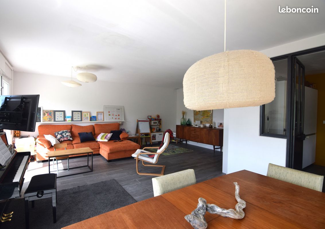 Villa 5 pièces 173 m² - Hasparren 64240 (image 2)