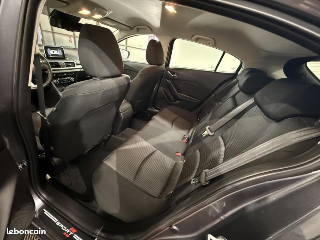 Mazda 3 2.2L SKYACTIV-D 150ch Dynamique (image 18)
