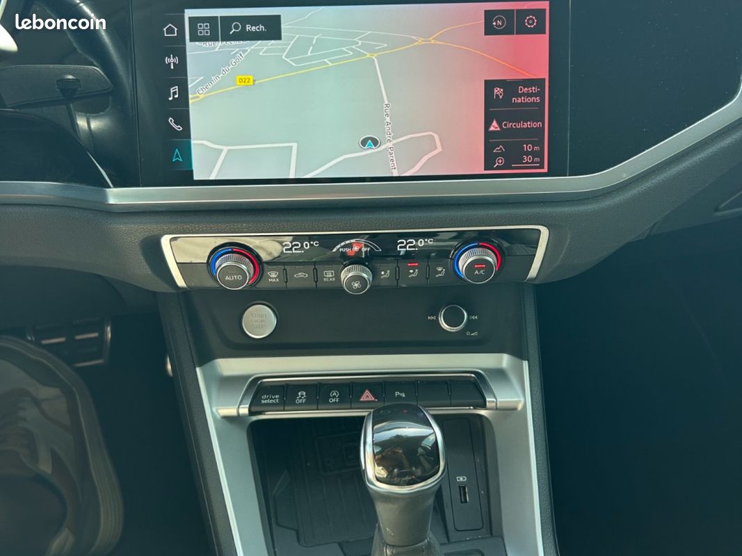 AUDI Q3 Q3 35 TDI 150 ch S tronic 7 Design Luxe Caméra 360 Car play Ouverture et Démarrage sans clef Garan (image 18)