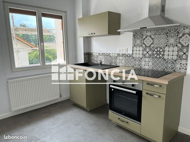 Appartement 3 pièces 64 m² · à Saint-Jean-de-Maurienne · 64 m² · 780 €