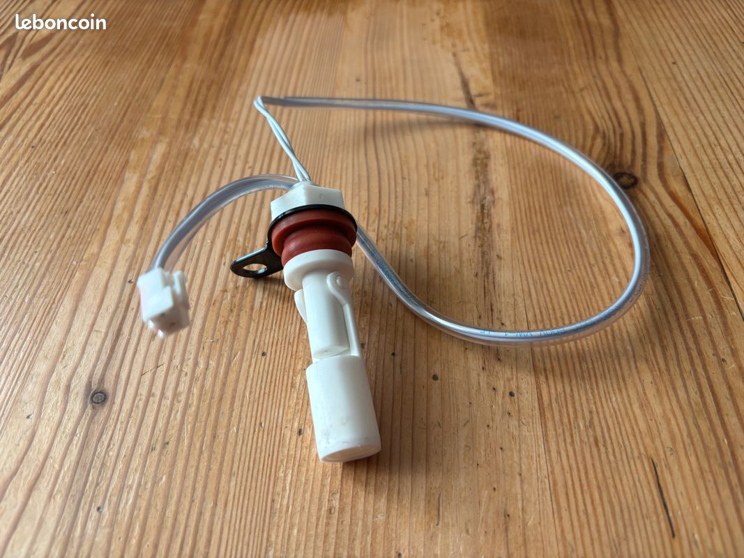 Régulateur de niveau pour aspirateur vapeur (image 1)