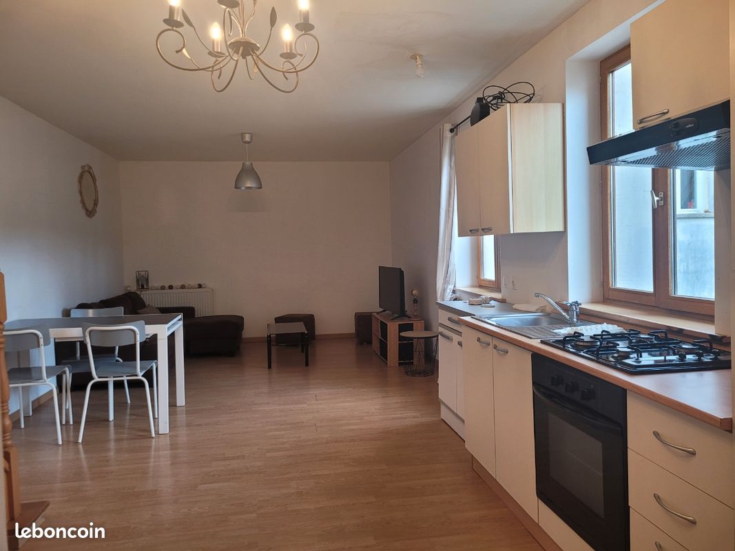 Appartement 4 pièces 45 m² · à Villers-Bretonneux · 45 m² · 650 €/mois