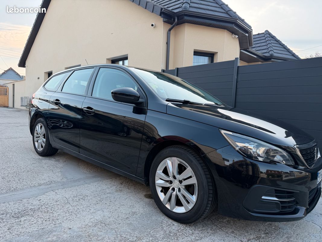 Peugeot 308 1.5 HDI 100 CH (image 4)