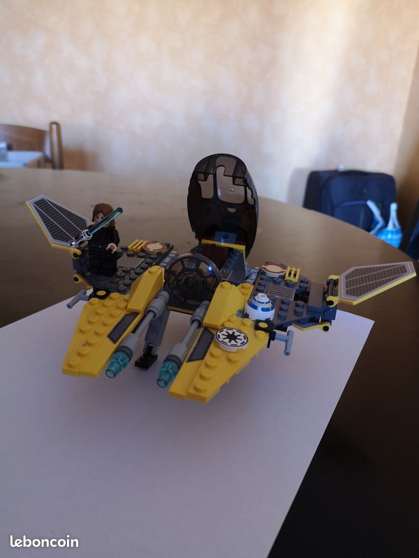 LEGO STAR WARS 7256 - Jedi starfighter & Vautour droïde (image 3)